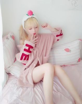美女想当女一号献身给导演_BD韩语日韩电影在线