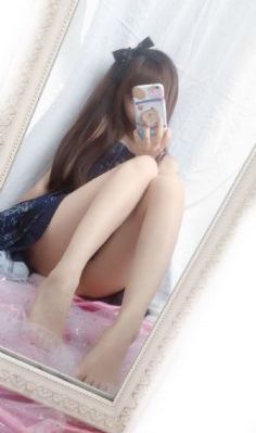 扒掉她的衣服羞辱调教_手机免费观看
